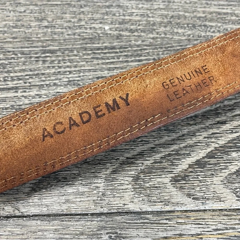 Academy Brown Leather Men's Belt. Italy. Brass like accents. Pre-owned. Lizard